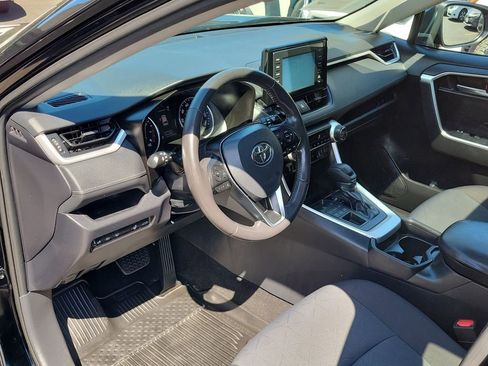 Used 2019 Toyota RAV4 XLE AWD/4WD image 21