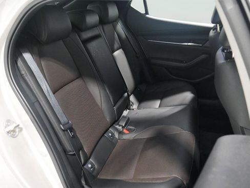 Certified 2025 MAZDA MAZDA3 Hatchback w/Premium Plus Pkg image 16