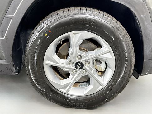 Used 2023 Hyundai Tucson SEL FWD image 32