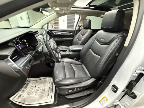 Used 2019 Cadillac XT5 Luxury image 12