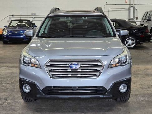 Used 2015 Subaru Outback 2.5i Premium AWD/4WD image 3
