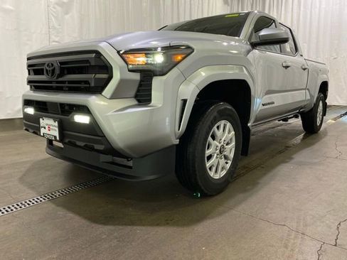 New 2026 Toyota Tacoma SR5 AWD/4WD image 22