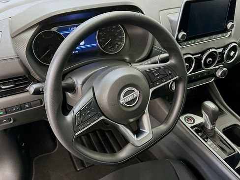 Used 2024 Nissan Sentra SV FWD image 18