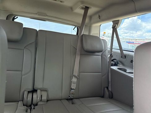 Used 2016 Chevrolet Suburban LT AWD/4WD image 25