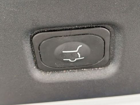 Used 2025 Ford Expedition Platinum AWD/4WD image 30