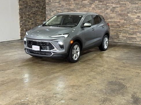 Used 2025 Buick Encore GX Preferred image 4