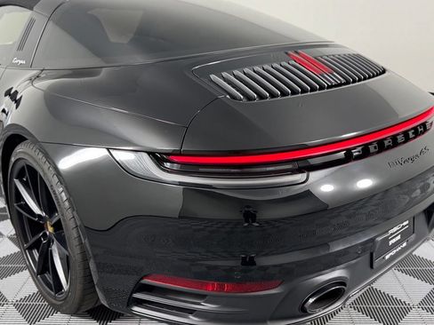 Certified 2024 Porsche 911 Targa 4S AWD/4WD image 12