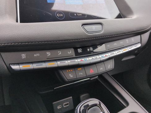 Used 2023 Cadillac XT4 Premium Luxury w/ Cold Weather Package image 28