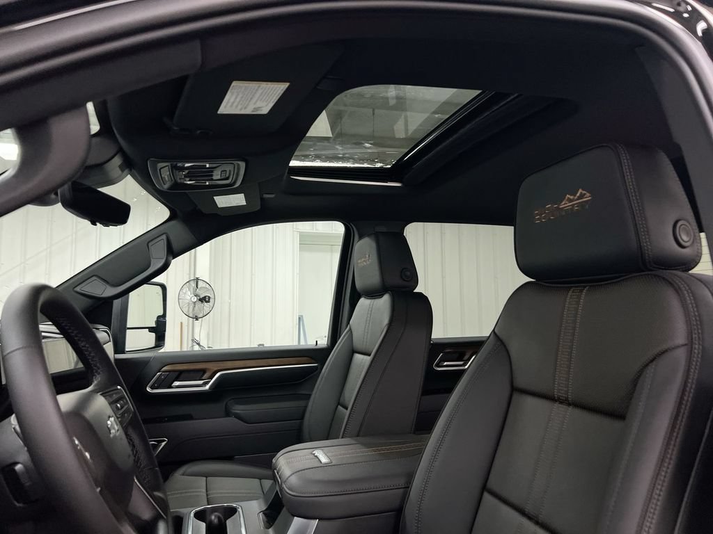 New 2026 Chevrolet Silverado 2500 High Country w/ High Country Premium Package AWD/4WD image 20