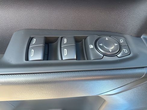 Used 2026 Chevrolet Silverado 1500 Custom w/ Turbomax Blackout Package AWD/4WD image 24