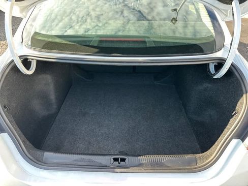 Used 2016 Chrysler 200 Limited w/ Anniversary Edition image 24