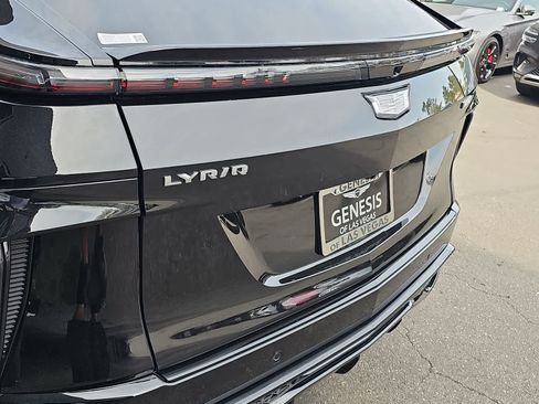 Used 2026 Cadillac Lyriq V w/ LPO, Floor Liner Package image 11