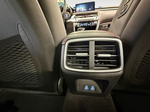 Used 2025 Genesis G70 3.3T Advanced image 25