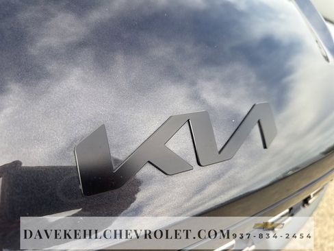 Used 2025 Kia Carnival SX Prestige image 41