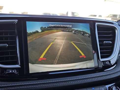 New 2026 Chrysler Pacifica Select image 18