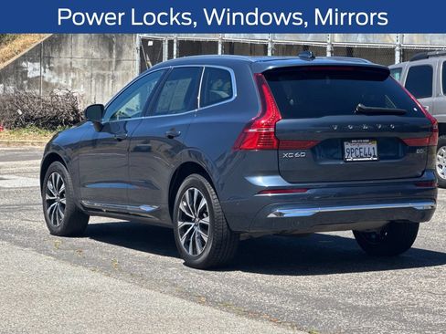 Used 2023 Volvo XC60 B5 Plus AWD/4WD image 7