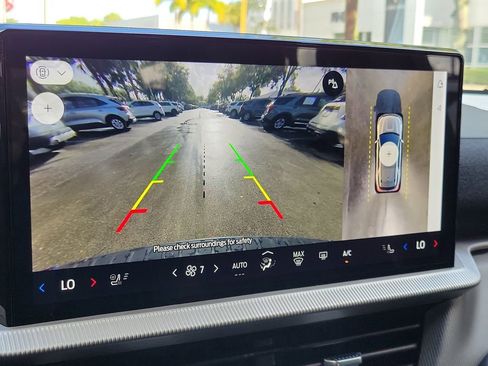 Certified 2025 Ford Explorer ST-Line RWD image 23
