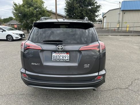 Used 2017 Toyota RAV4 XLE w/ Plus Extra Value Package AWD/4WD image 9