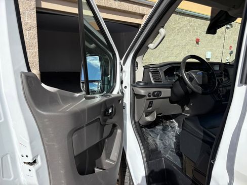 Certified 2022 Ford Transit 350 Medium Roof image 13
