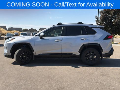 Used 2022 Toyota RAV4 SE w/ Convenience Package AWD/4WD image 8
