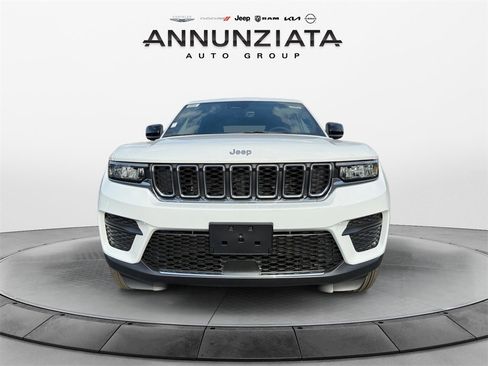 New 2025 Jeep Grand Cherokee Laredo X image 8