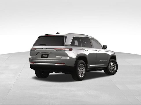 New 2025 Jeep Grand Cherokee 4WD image 6