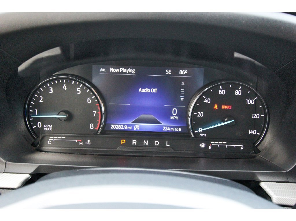 Used 2021 Ford Explorer XLT w/ Equipment Group 202A RWD image 19