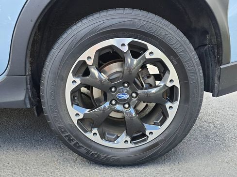 Certified 2021 Subaru Crosstrek 2.0i AWD/4WD image 6
