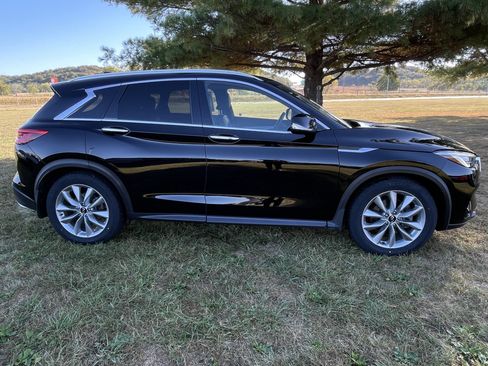 Used 2021 INFINITI QX50 Essential w/ Cargo Package image 10