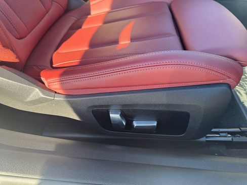 Used 2023 BMW M440i Coupe w/ Premium Package image 26