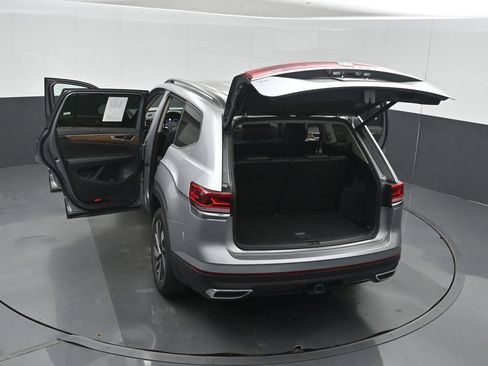 Used 2025 Volkswagen Atlas SE FWD image 61