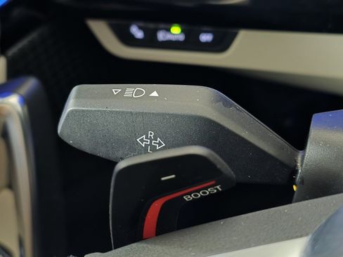 Used 2025 BMW X2 xDrive28i image 26