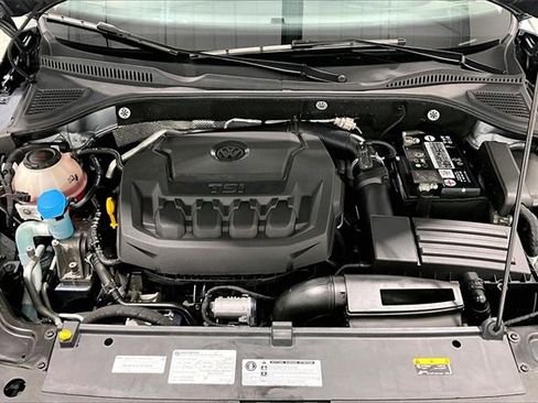Used 2020 Volkswagen Passat 2.0T SEL image 31