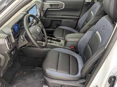 New 2025 Ford Bronco Sport Outer Banks image 5