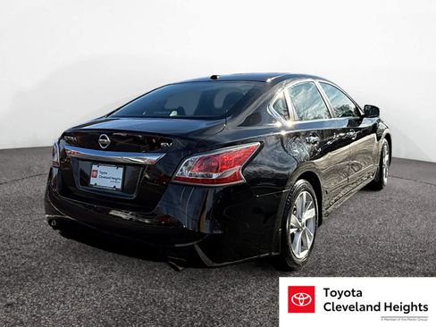 Used 2015 Nissan Altima 2.5 SV w/ Convenience Package image 5