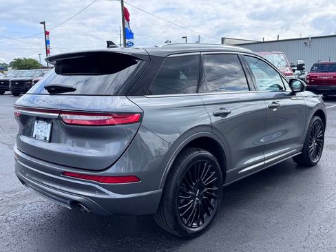 Used 2022 Lincoln Corsair Reserve AWD/4WD image 3