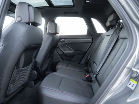 New 2025 Audi Q3 2.0T Premium Plus image 26