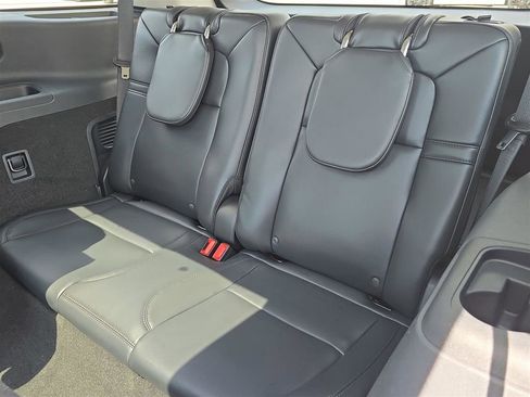 New 2025 Lincoln Aviator 2WD w/ Equipment Group 101A image 11