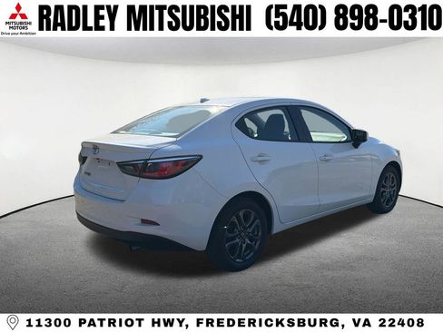 Used 2019 Toyota Yaris LE FWD image 17