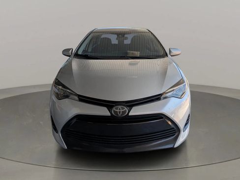 Used 2017 Toyota Corolla LE FWD image 7