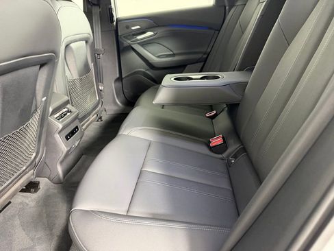 Used 2025 Audi A6 e-tron Premium Plus w/ Premium Plus RWD image 26