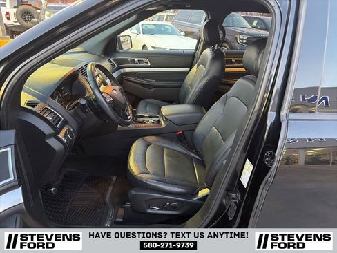 Used 2017 Ford Explorer XLT w/ Equipment Group 202A image 15