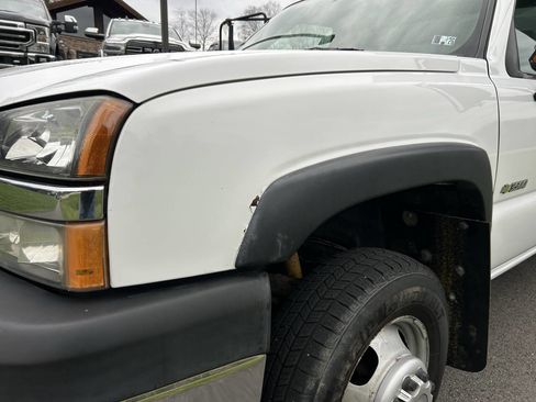 Used 2004 Chevrolet Silverado 3500 2WD Regular Cab image 7