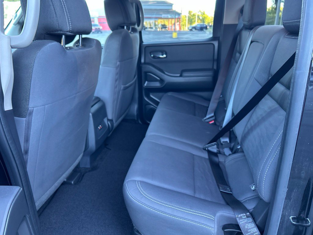 Used 2023 Nissan Frontier SV w/ Technology Package AWD/4WD image 28