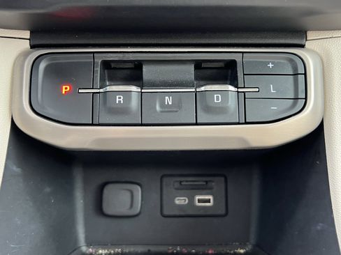 Used 2021 GMC Acadia Denali w/ Denali Technology Package image 26