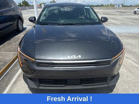 Used 2025 Kia K4 LXS image 15