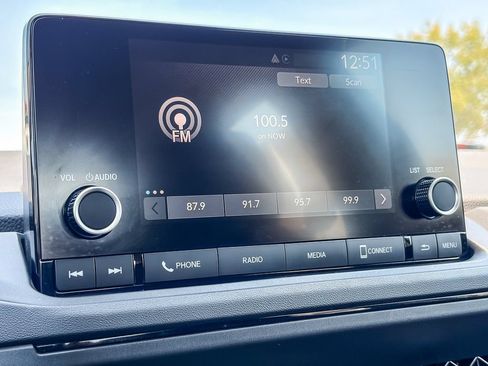 Used 2025 Honda Accord SE image 25