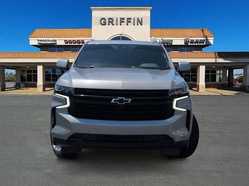 Used 2023 Chevrolet Suburban RST w/ Luxury Package RWD image 12