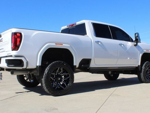 Used 2022 GMC Sierra 3500 Denali w/ Denali Ultimate Package image 27