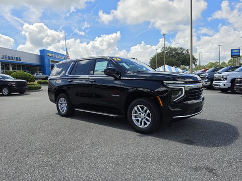 New 2026 Chevrolet Tahoe LS RWD image 2